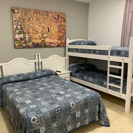Hostal 82 Olías del Rey Екстериор снимка