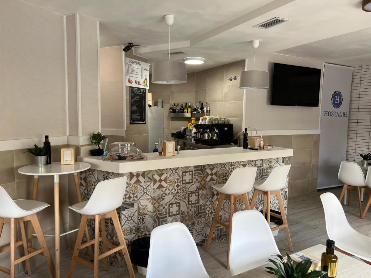 Hostal 82 Olías del Rey Екстериор снимка