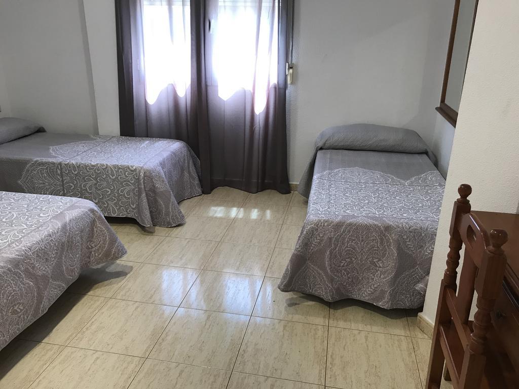 Hostal 82 Olías del Rey Стая снимка