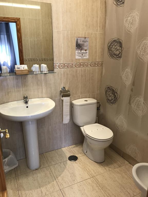 Hostal 82 Olías del Rey Стая снимка