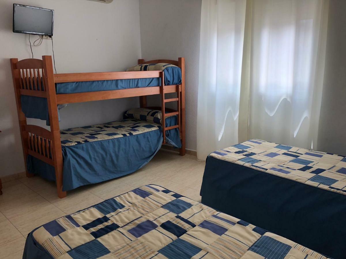 Hostal 82 Olías del Rey Екстериор снимка